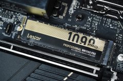 面验证这款Gen5旗舰SSD
